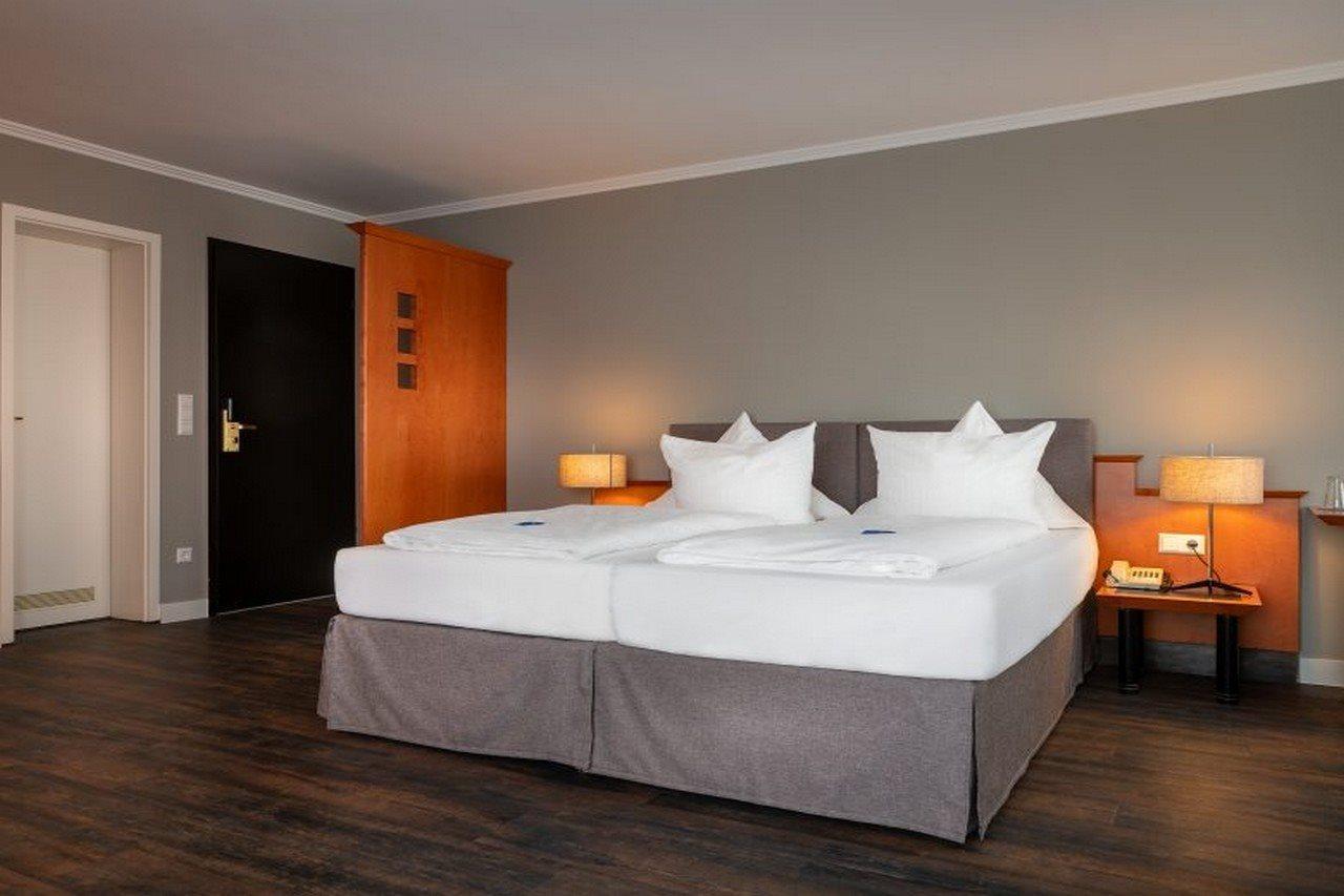 Western Goldenes Rad Hotel Friedrichshafen