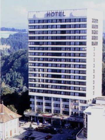 Hotel Western Goldenes Rad 3*