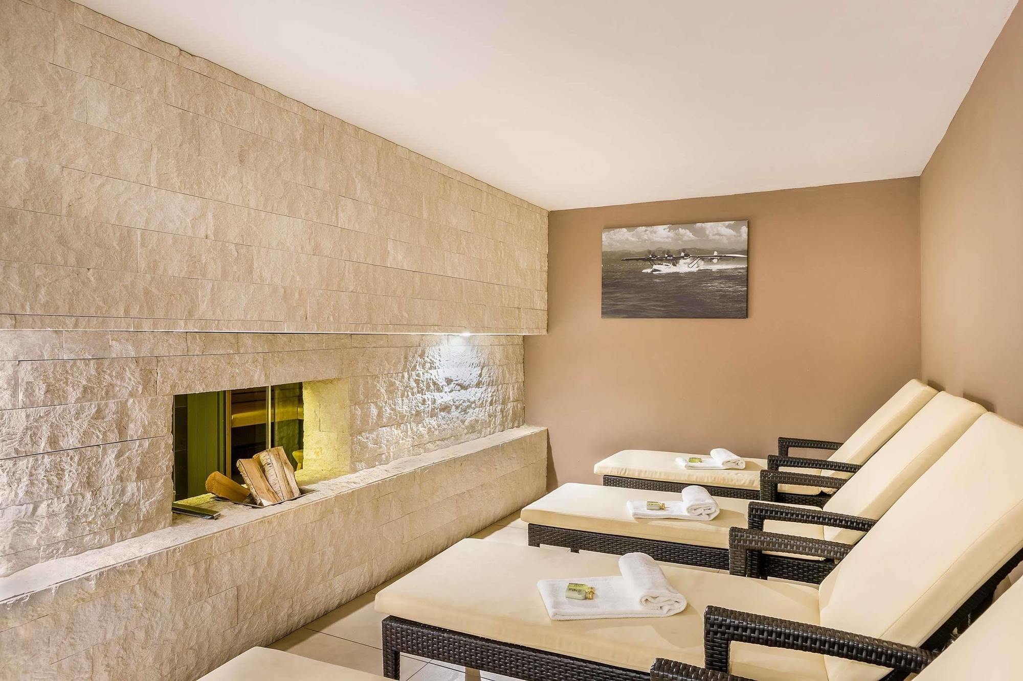 Hotel Western Goldenes Rad 3*